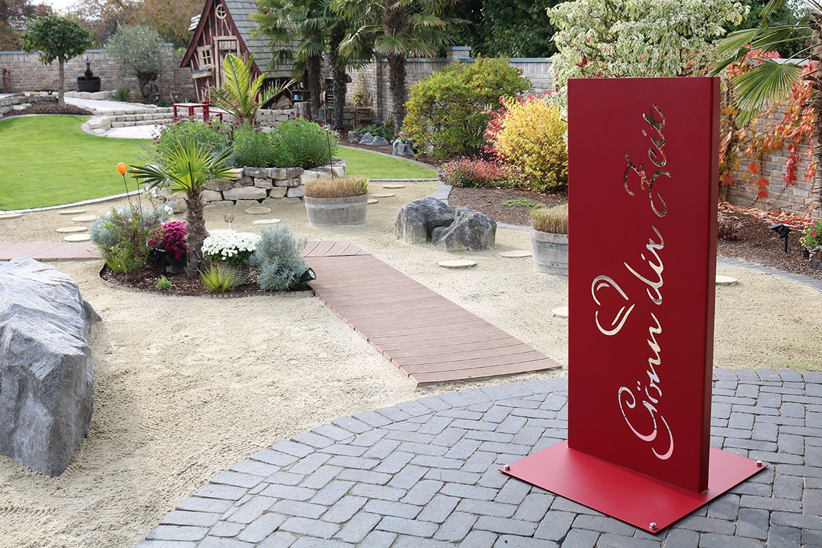 stahlfunken-stele-goenn-dir-zeit-17