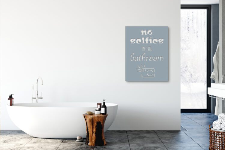 70 x 90 cm | Industrial + Individual + Brilliant + »Kamera« | Hellblau